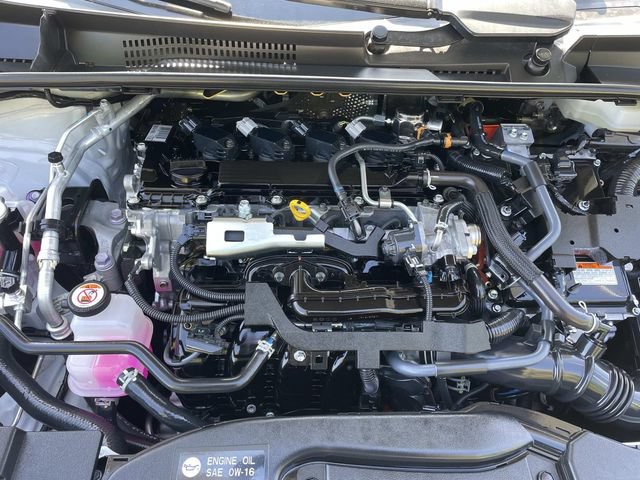 Used 2024 Toyota Prius XLE FWD image 37