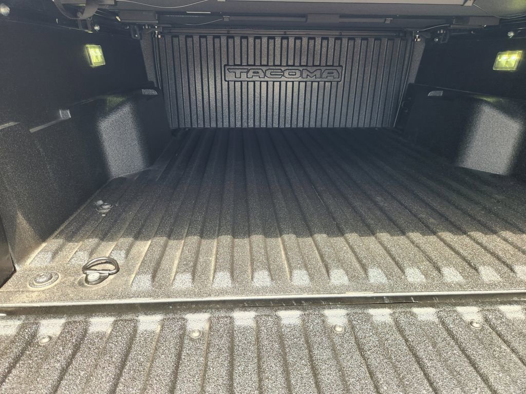 Used 2025 Toyota Tacoma SR5 RWD image 30