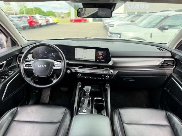 Used 2025 Kia Telluride S FWD video 2