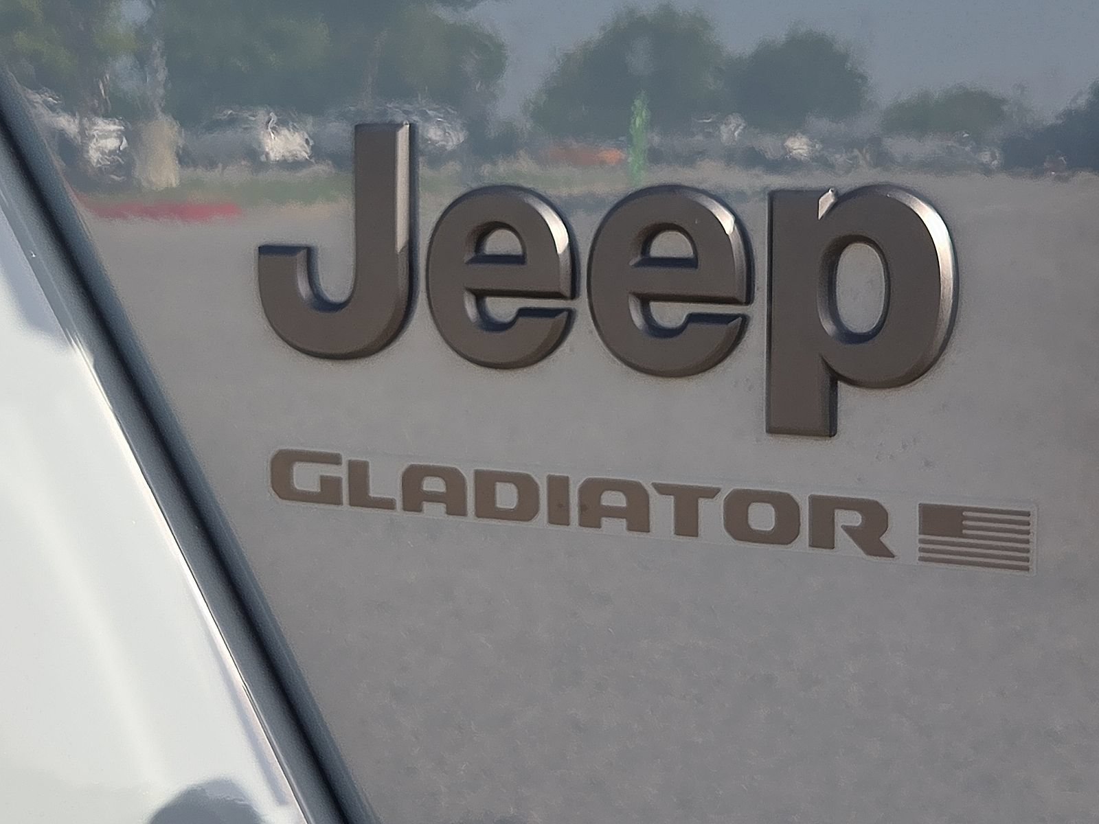 Used 2024 Jeep Gladiator Sport AWD/4WD image 9