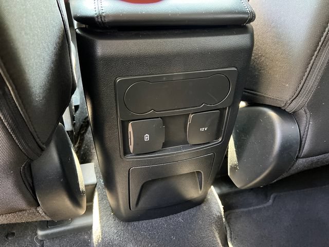 Certified 2023 Ford Explorer XLT RWD image 27