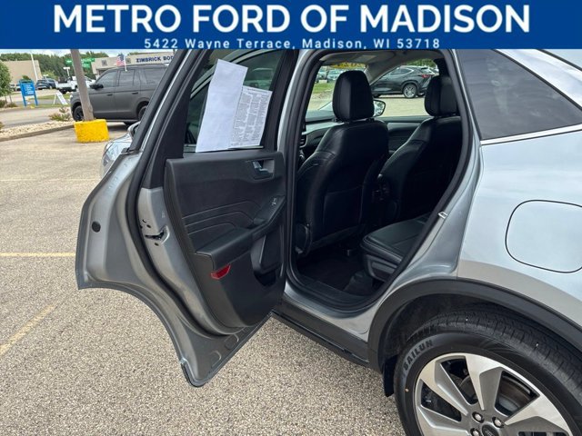 Certified 2024 Ford Escape Platinum AWD/4WD image 35