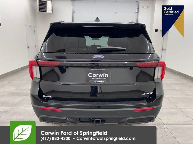 Certified 2025 Ford Explorer ST-Line image 3