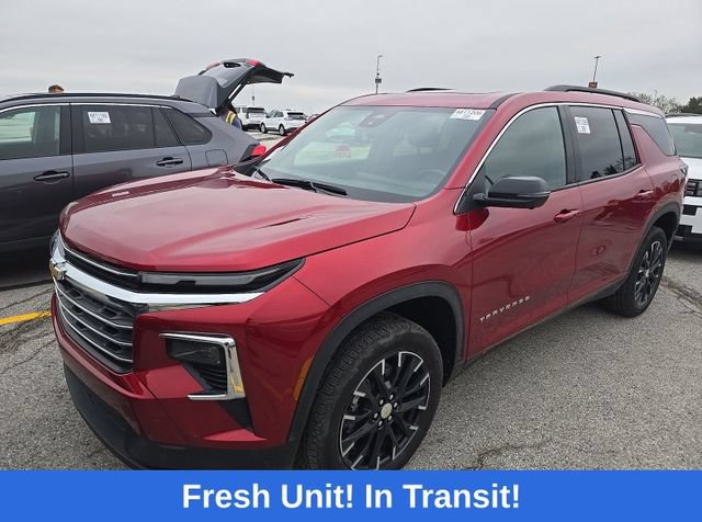 Used 2025 Chevrolet Traverse LT w/ Sun and Wheel Package