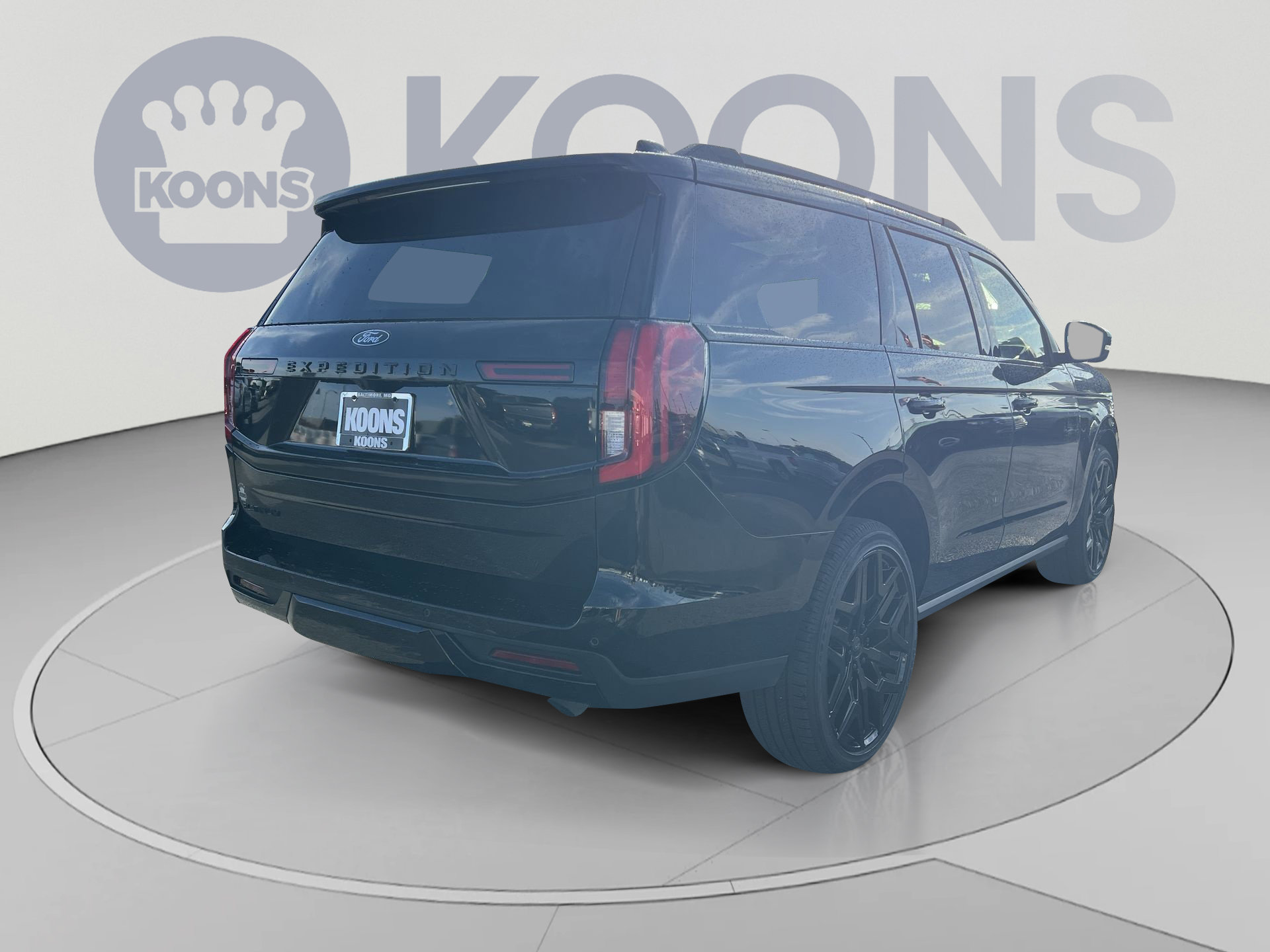 Certified 2026 Ford Expedition Platinum w/ Stealth Performance Package AWD/4WD image 7