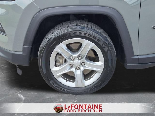 Used 2023 Jeep Compass Latitude w/ Convenience Group AWD/4WD image 31