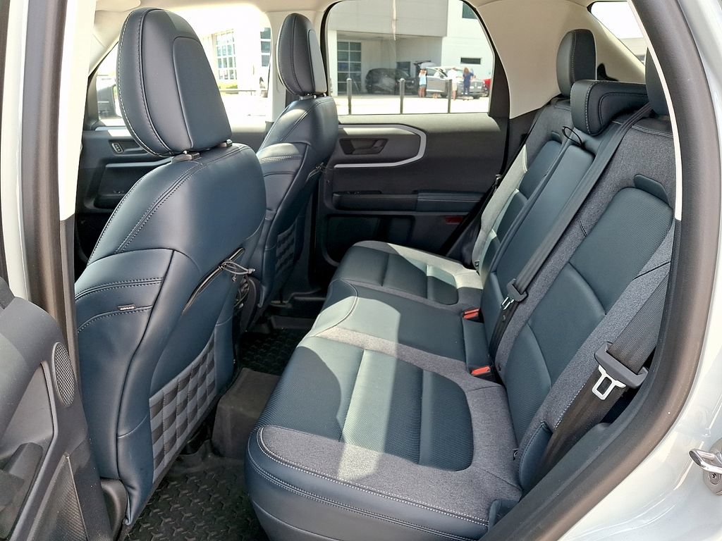 Certified 2021 Ford Bronco Sport Outer Banks w/ Outer Banks Package AWD/4WD image 10