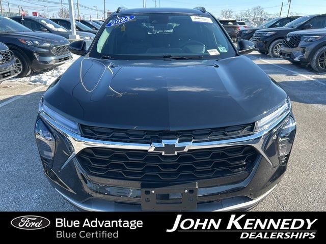 Used 2024 Chevrolet Trax LT w/ Driver Confidence Package image 6