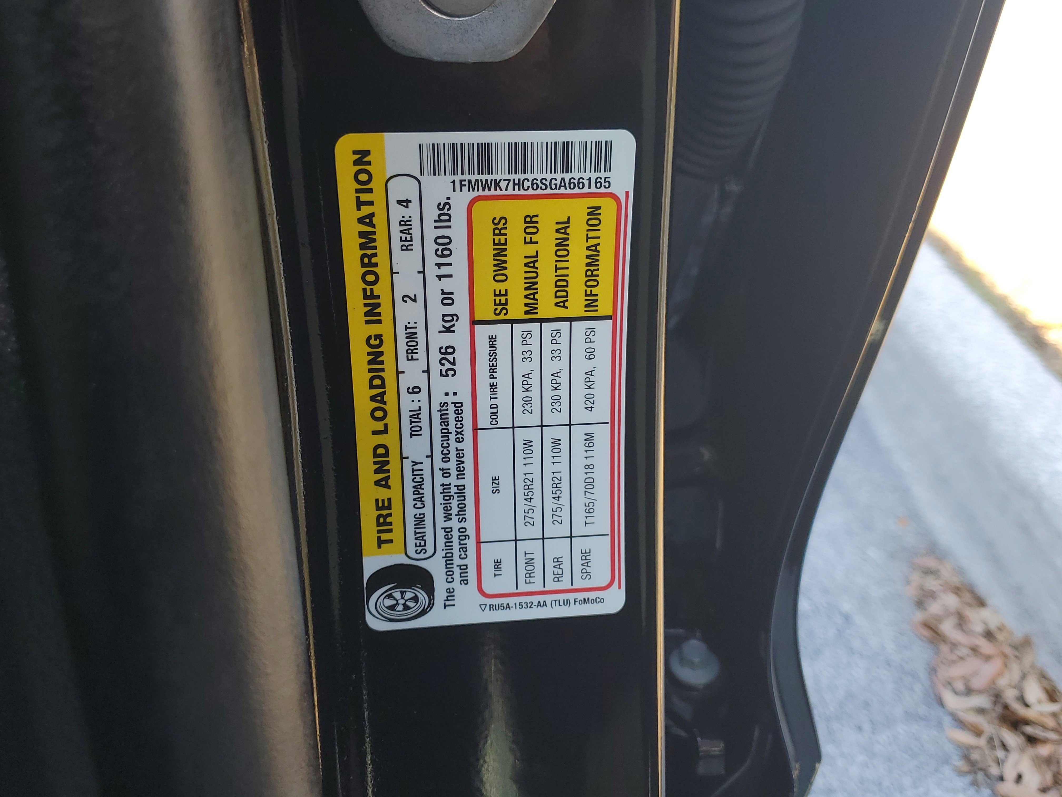 Certified 2025 Ford Explorer Platinum w/ Ultimate Package image 32