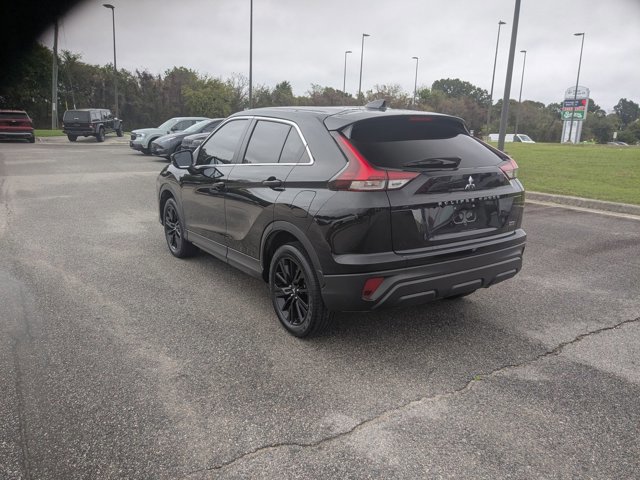 Used 2024 Mitsubishi Eclipse Cross LE image 3