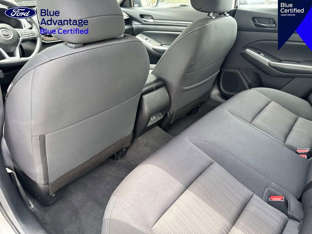 Used 2024 Nissan Altima 2.5 SV FWD image 12