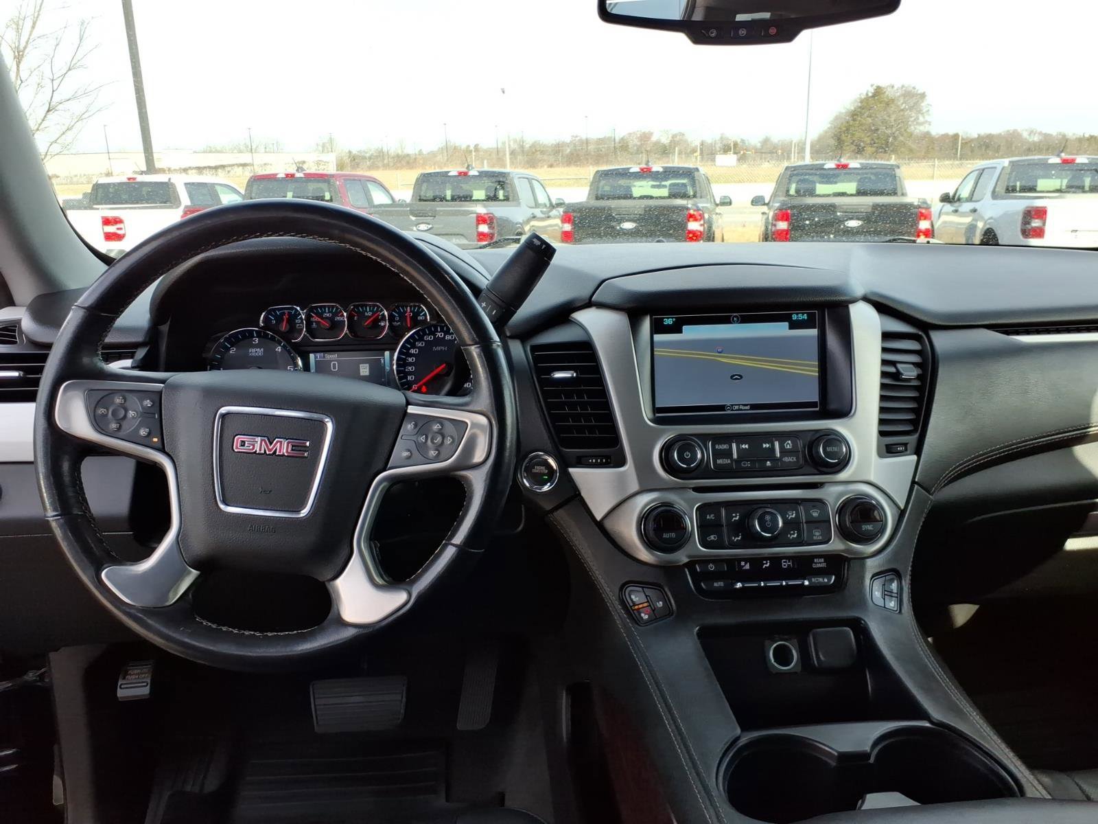 Used 2019 GMC Yukon XL SLT image 15