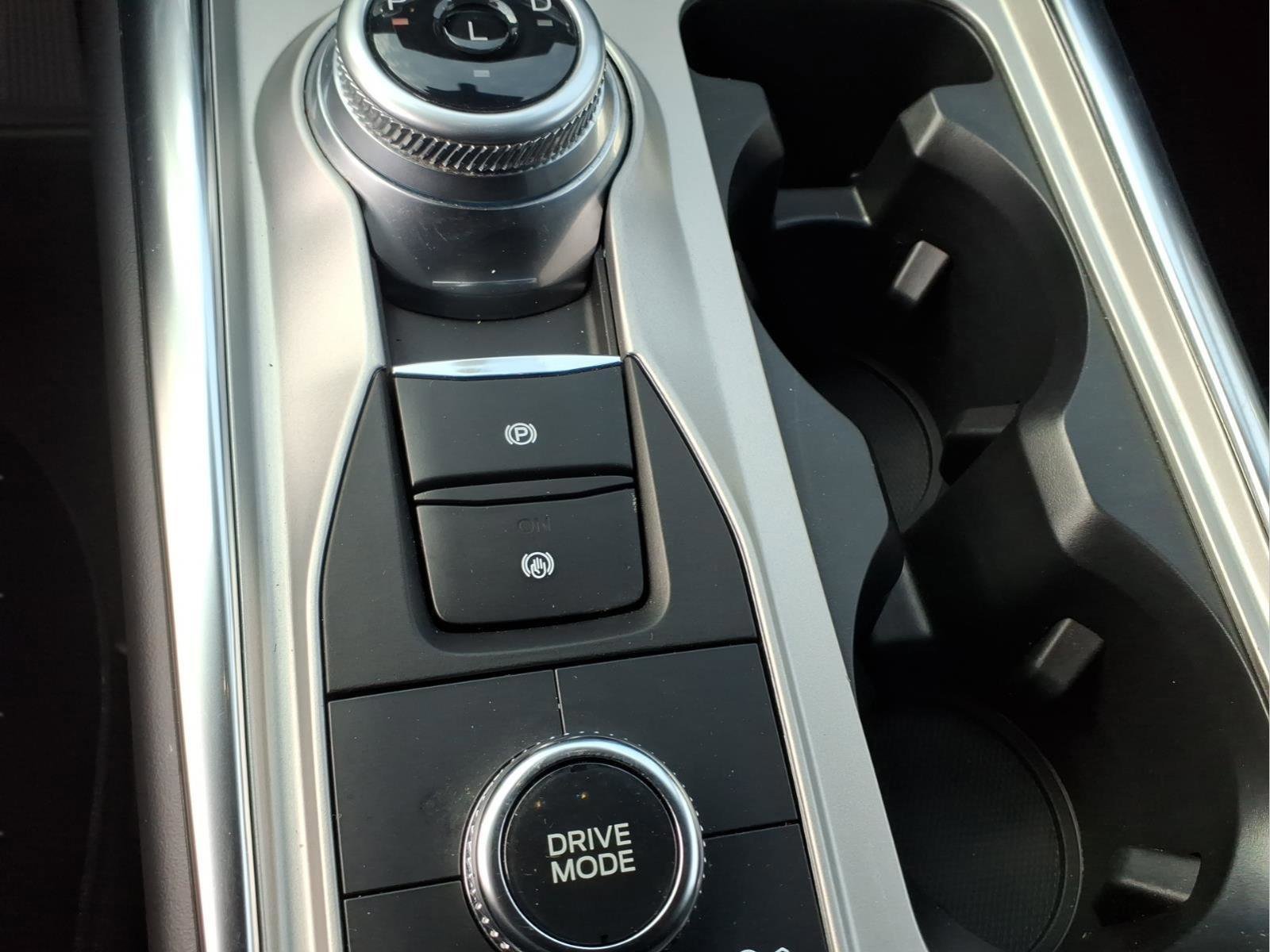 Certified 2023 Ford Explorer XLT w/ Equipment Group 202A image 18