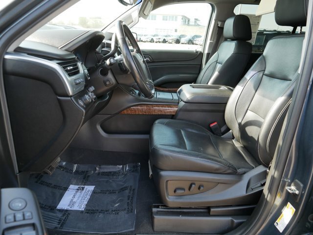 Used 2020 Chevrolet Suburban Premier AWD/4WD image 12