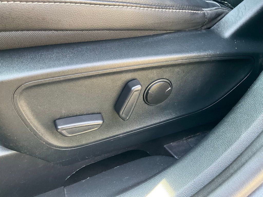 Certified 2021 Ford Escape Titanium w/ Class II Trailer Tow Package image 18