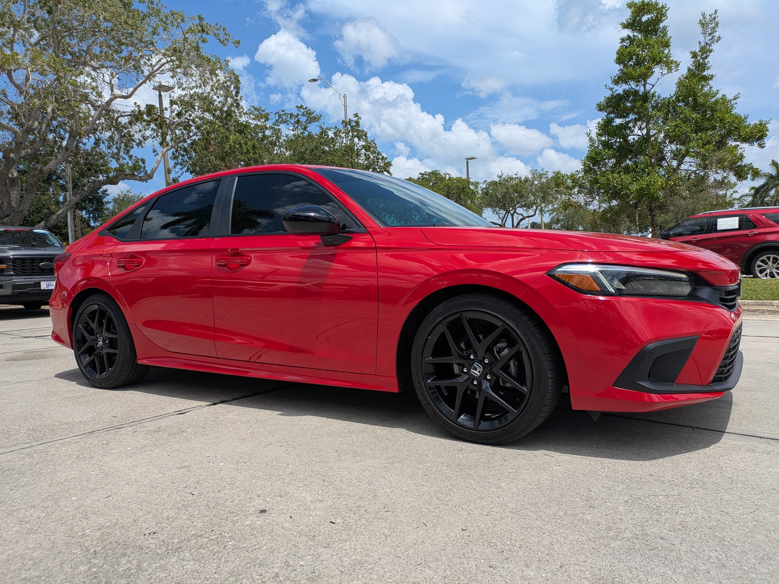 Used 2024 Honda Civic Sport image 2