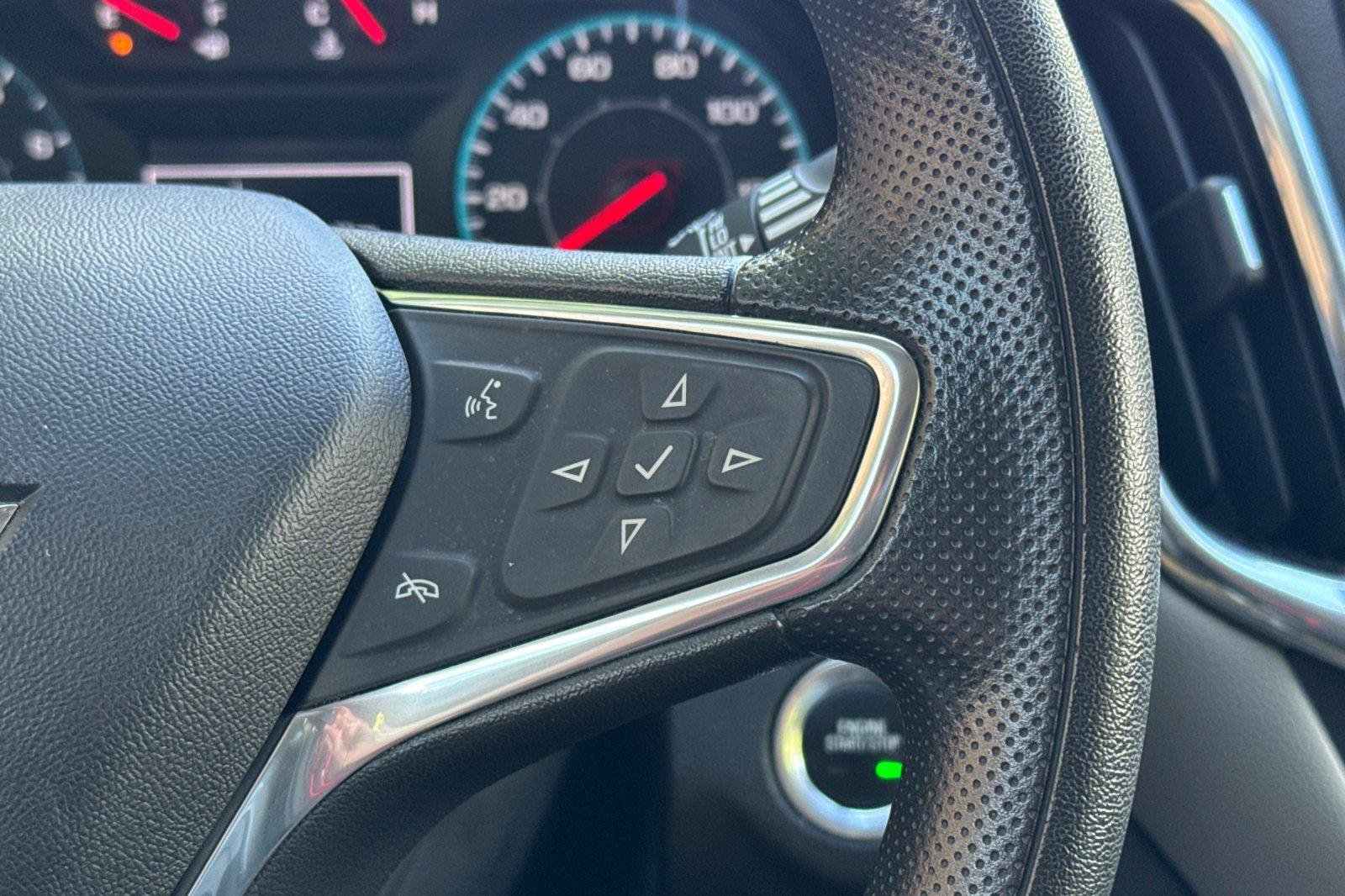 Used 2020 Chevrolet Equinox LS image 21