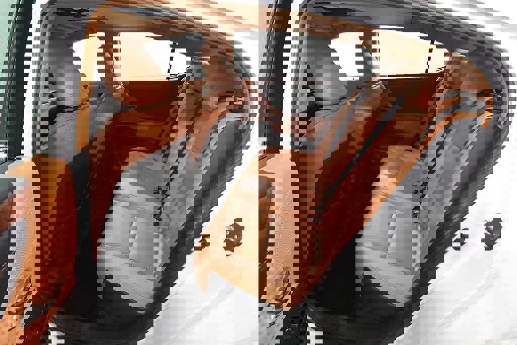 Used 2022 Lexus ES 250 w/ Premium Package image 23