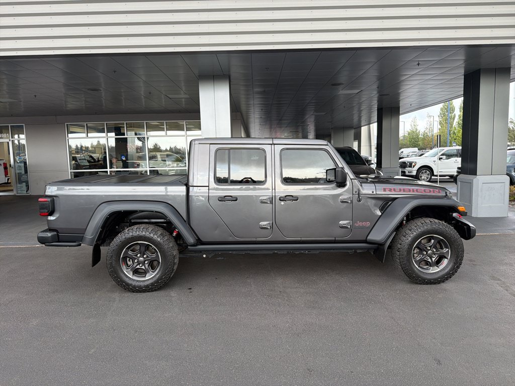 Used 2022 Jeep Gladiator Rubicon w/ LED Lighting Group AWD/4WD image 10