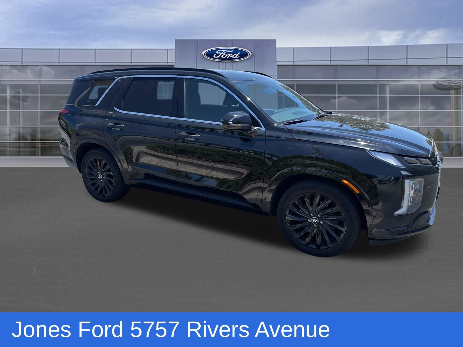 Used 2024 Hyundai Palisade Calligraphy AWD/4WD image 3