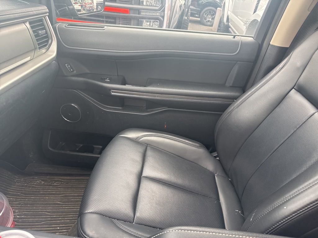 Certified 2023 Ford Expedition XLT AWD/4WD image 15