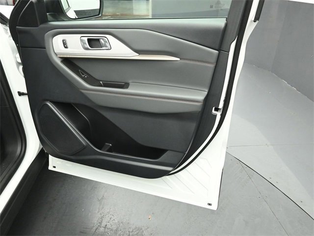Certified 2025 Ford Explorer Active w/ Active Comfort Package image 51