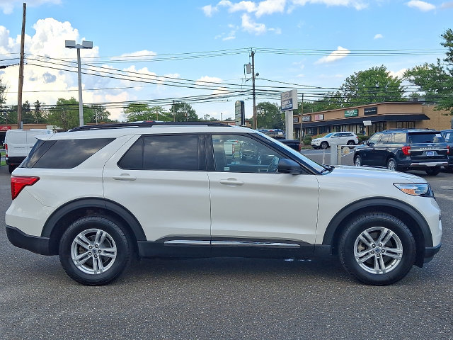 Certified 2020 Ford Explorer XLT w/ Comfort Package AWD/4WD image 7