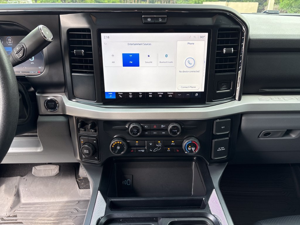 Certified 2025 Ford F250 XLT w/ Black Appearance Package AWD/4WD image 30