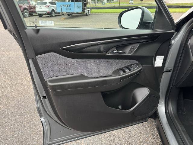 Used 2025 Chevrolet TrailBlazer LT AWD/4WD image 12