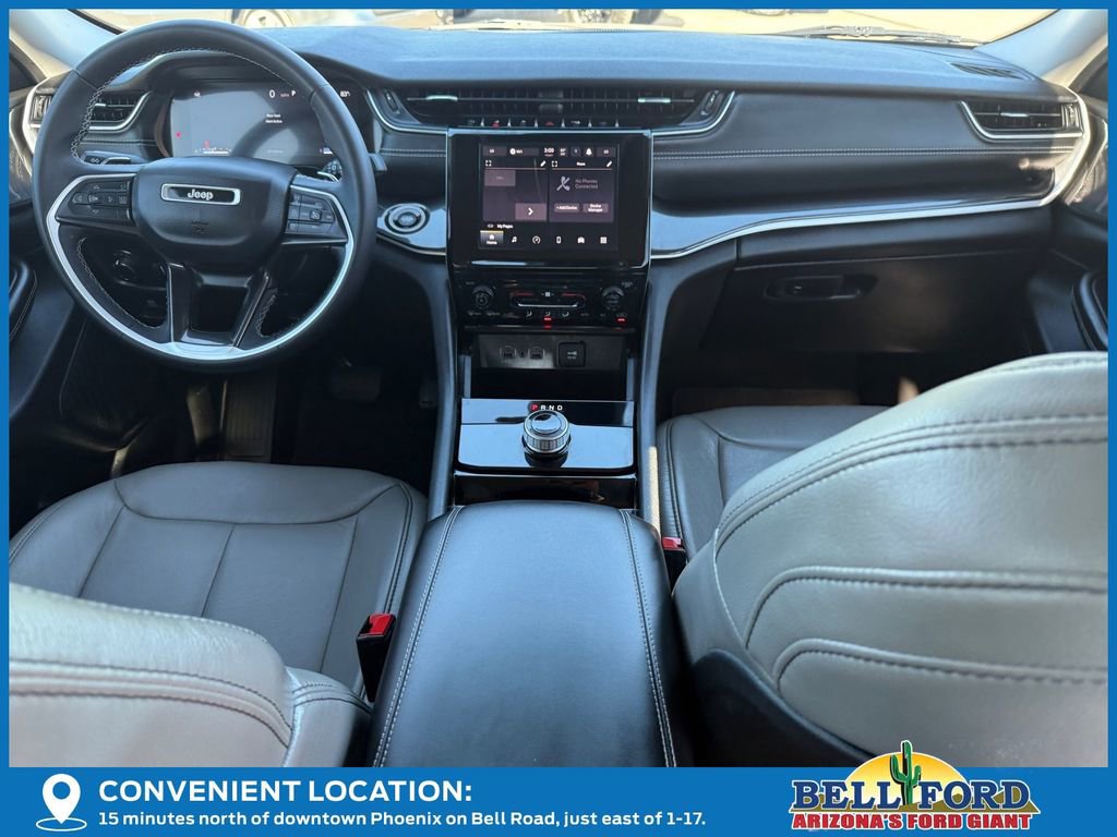 Used 2023 Jeep Grand Cherokee L Laredo image 13