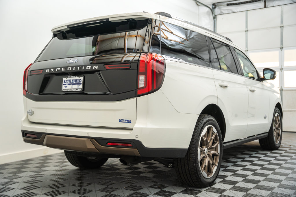 Certified 2026 Ford Expedition King Ranch AWD/4WD image 5