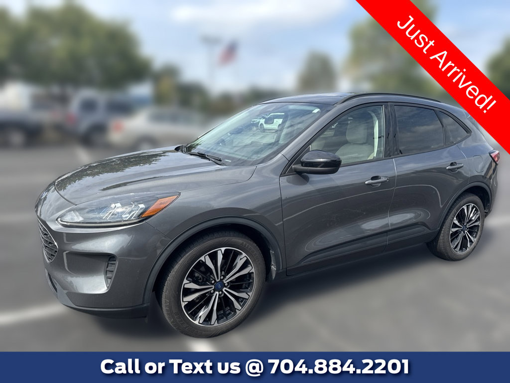 Certified 2022 Ford Escape SE w/ SE Sport Appearance Package