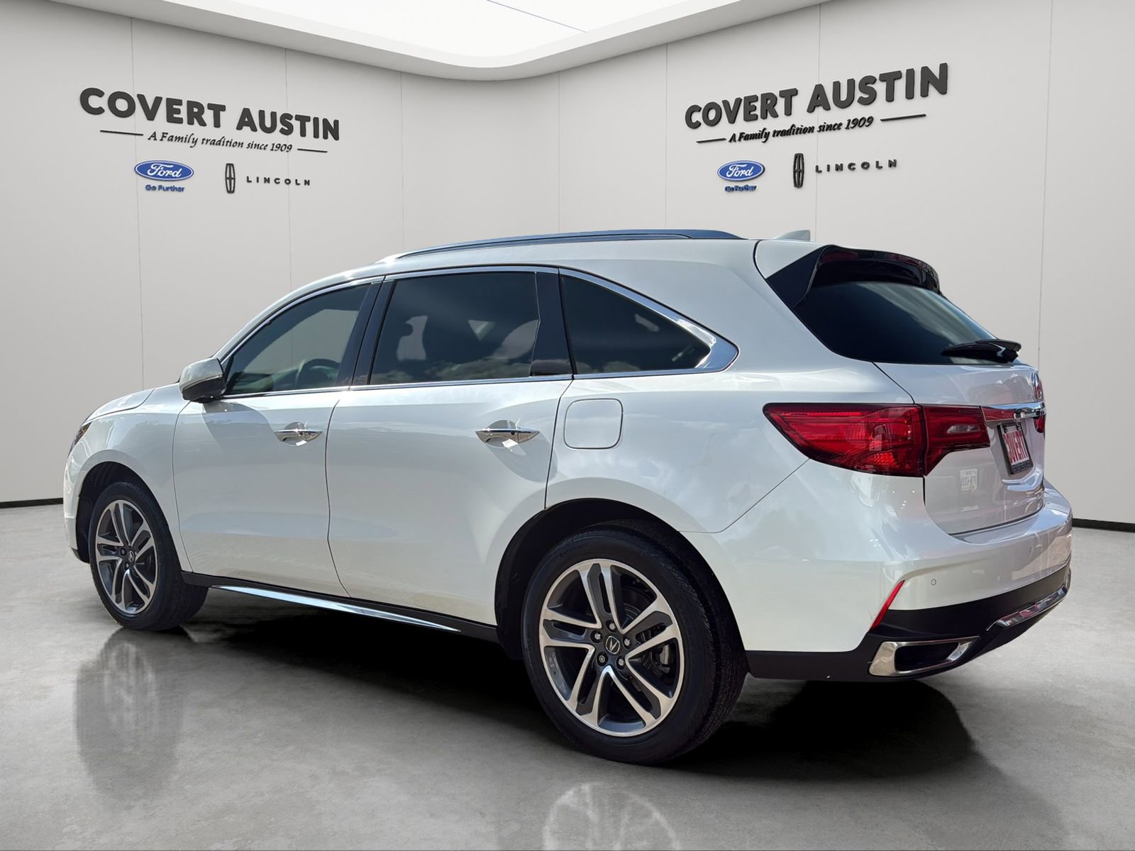 Used 2018 Acura MDX FWD w/ Advance Package image 3