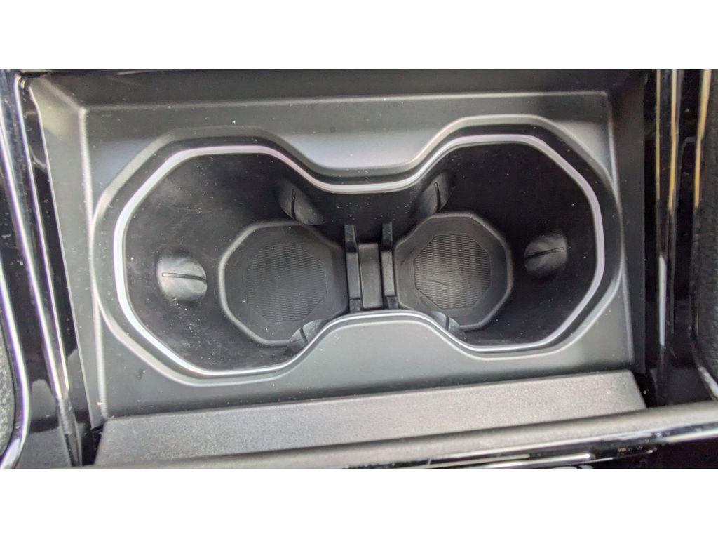 Used 2022 Jeep Grand Cherokee Overland w/ Advanced Protech Group III image 19