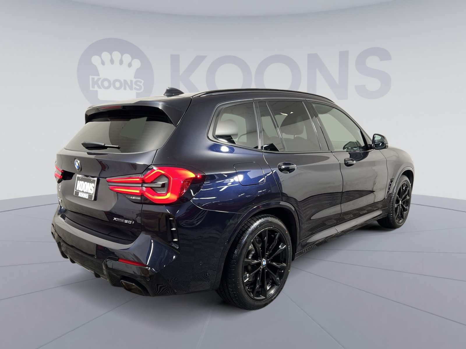 Used 2023 BMW X3 xDrive30i w/ M Sport Package AWD/4WD image 11