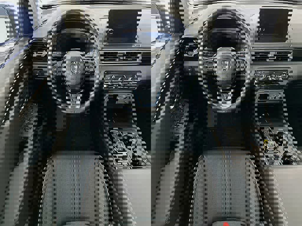 Used 2023 Honda Pilot Elite image 13