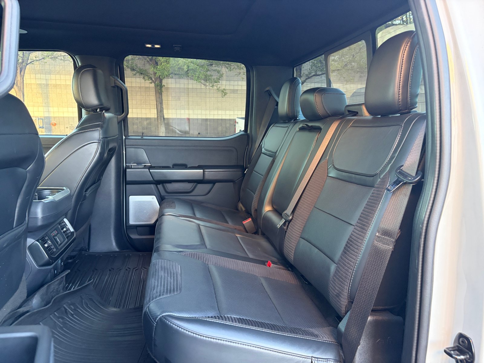 Certified 2023 Ford F150 Raptor w/ Raptor 37 Performance Package AWD/4WD image 29