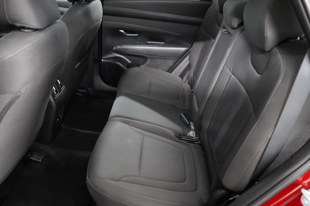 Used 2025 Hyundai Tucson SEL AWD/4WD image 21