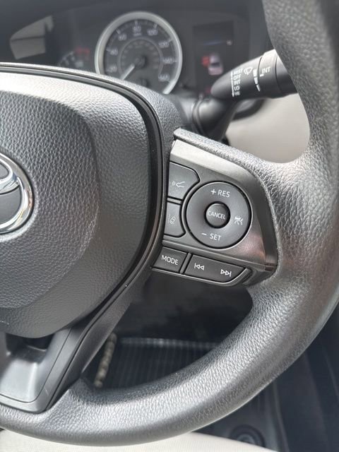 Used 2020 Toyota Corolla LE FWD image 24