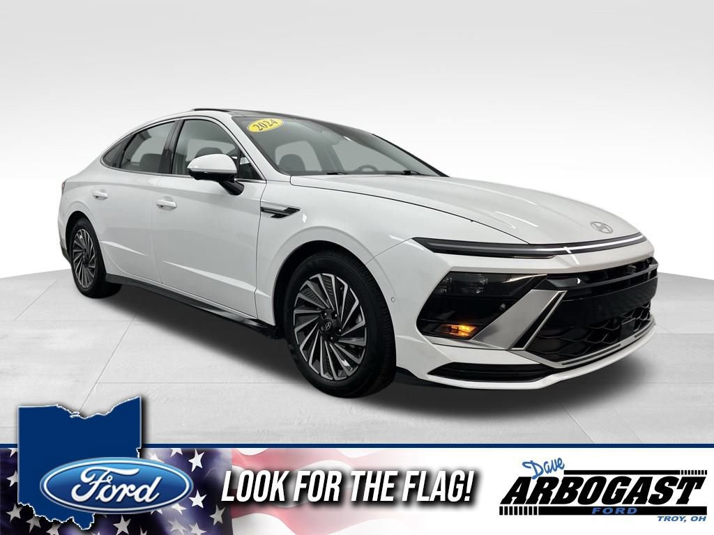 Used 2024 Hyundai Sonata Limited image 1