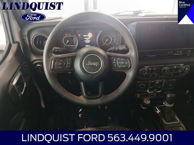 Used 2024 Jeep Wrangler Unlimited Rubicon w/ Technology Group AWD/4WD image 13