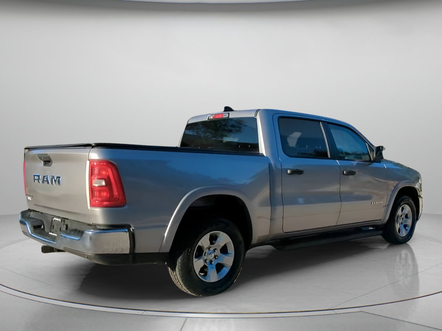 Used 2025 RAM 1500 Big Horn RWD image 28