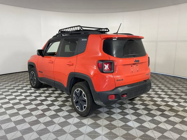 Used 2017 Jeep Renegade Trailhawk AWD/4WD image 19