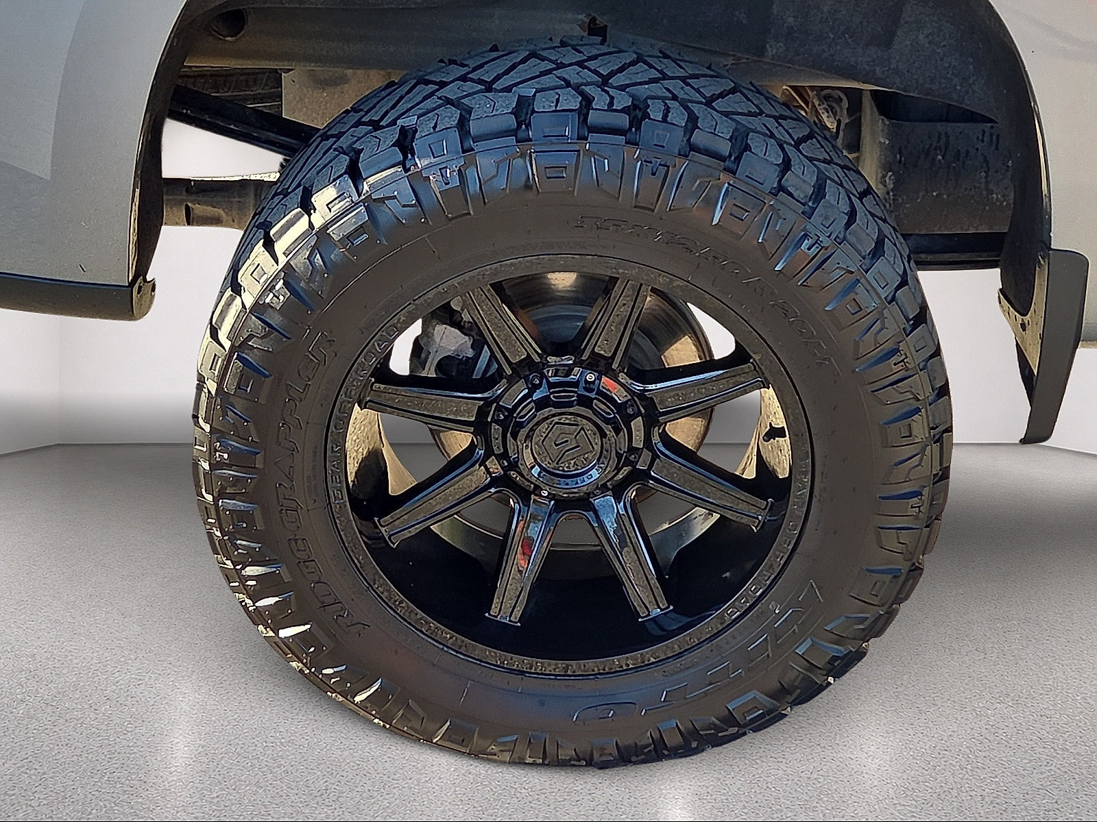 Used 2023 Chevrolet Silverado 1500 RST AWD/4WD image 7
