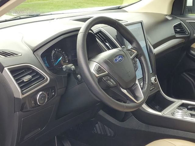 Certified 2024 Ford Edge SEL w/ Convenience Package AWD/4WD image 13