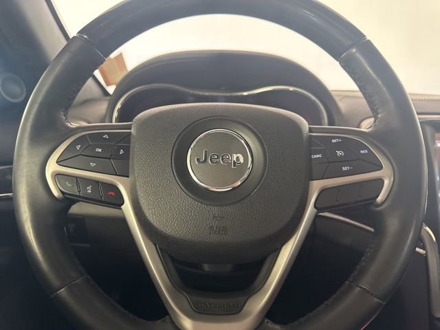 Used 2018 Jeep Grand Cherokee Overland AWD/4WD image 21