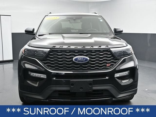 Certified 2023 Ford Explorer ST w/ Equipment Group 401A AWD/4WD image 3