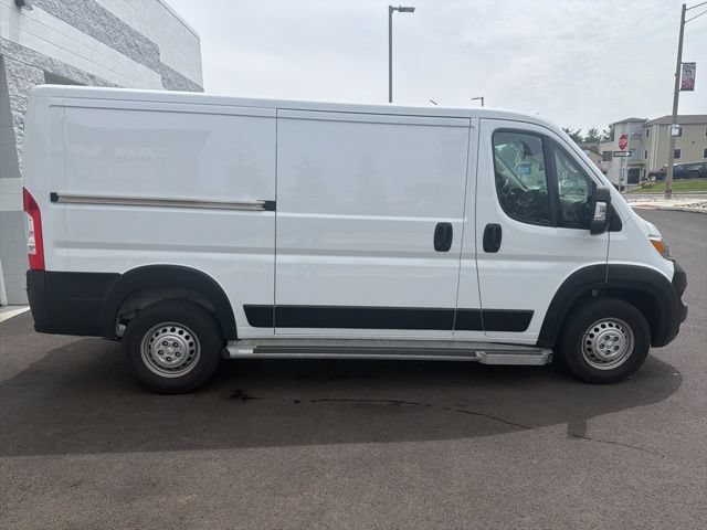 Used 2025 RAM ProMaster 2500 w/ U-Haul Equipment Group FWD image 7
