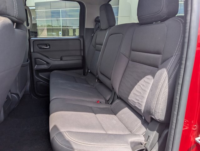 Used 2024 Nissan Frontier SV AWD/4WD image 30