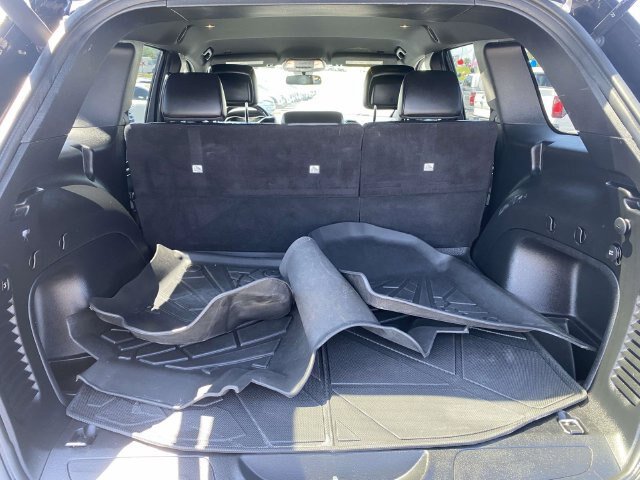 Used 2021 Jeep Grand Cherokee Laredo X RWD image 10